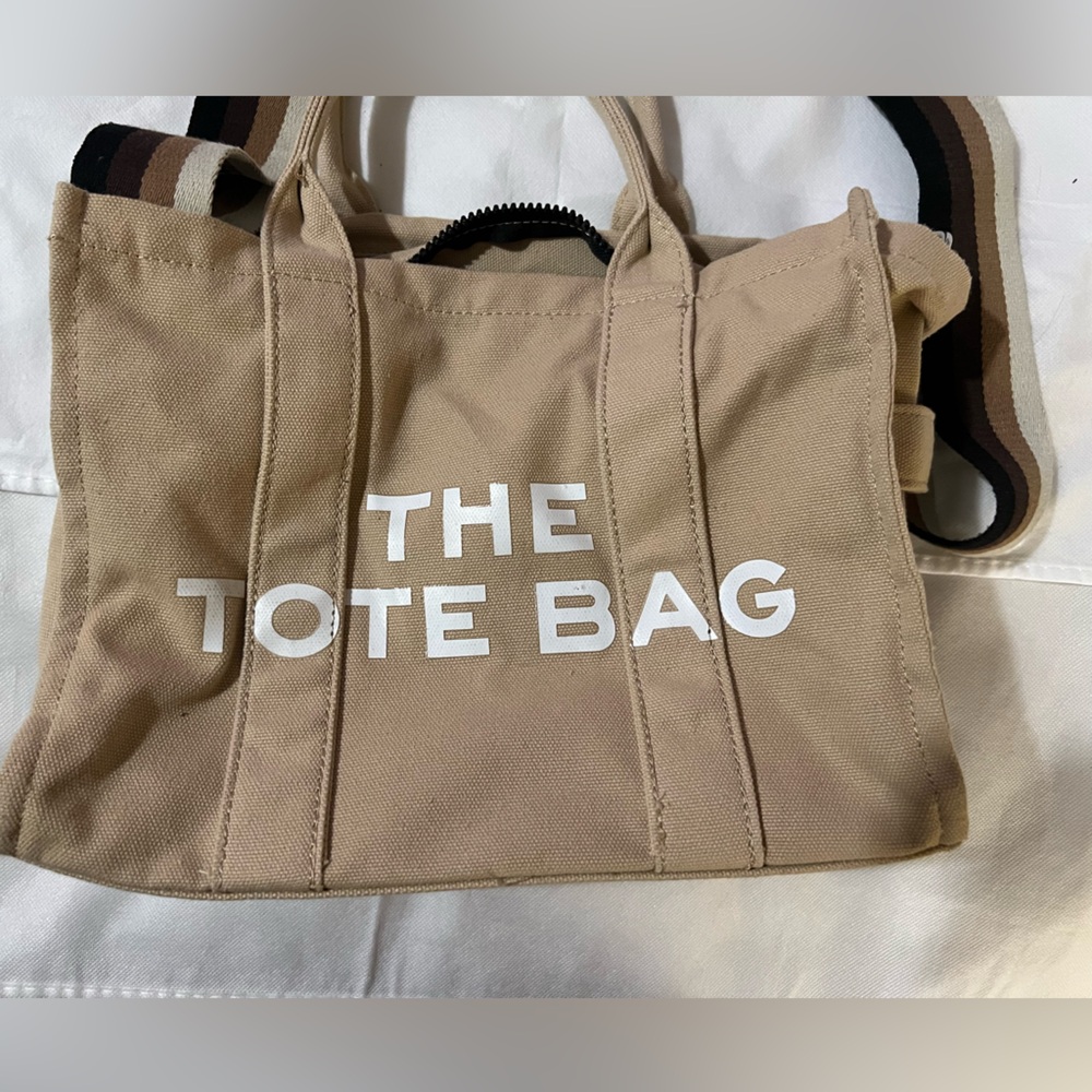 Marc Jacob’s inspired style medium tote the tote bag beige removable strap tan - Picture 9 of 9